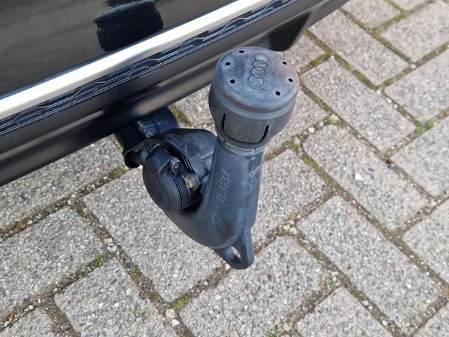 Audi A4 35 TFSI S-Line NL Auto - Trekhaak - Virtual Cockpit