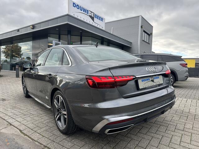 Audi A4 Limousine 40 TFSI quattro S edition LED | Navi | Carplay | Sfeerverlichting