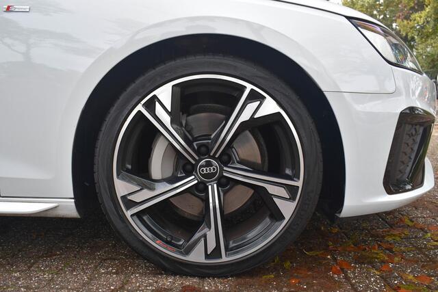 Audi A4 Avant 40 TFSI quattro S edition 204PK Elc. Stoel