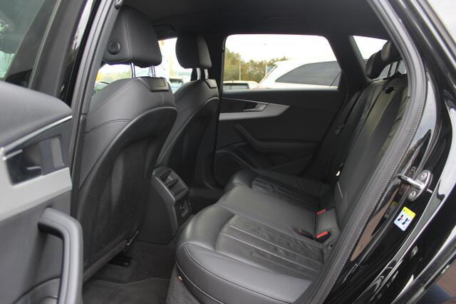 Audi A4 Avant 35 TFSI Launch edition Sport / Leder / Virtual Cockpit / Navigatie / Parkeerhulp V+A / 18'' / Stoelverwarming / Cruise Control