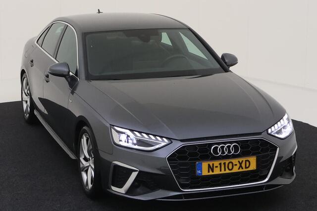 Audi A4 Limousine 35 TFSI 150pk S-Tronic S edition / Panoramadak / S-Line Exterieur & Interieur / Navigatie / LED Koplampen / Parkeersensoren / 18" LMV