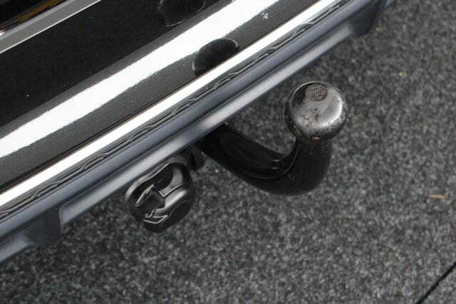 Audi A4 Avant 40 TFSI 190pk 2x S-Line Trekhaak Led Virtual Cockpit Navigatie