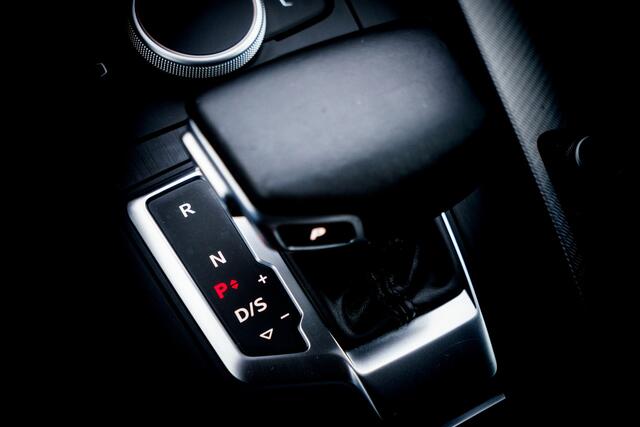 Audi A4 Limousine 1.4 150 PK TFSI Sport Lease Edition| Automaat | Clima | Sportstoelen | | 10-spaak"-design Velgen | PDC | Navi | LED | Cruise |