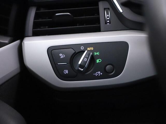 Audi A4 Limousine 40 TFSI Advanced Edition