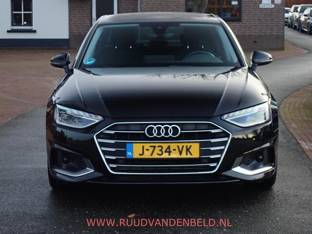 Audi A4 Limousine 35 TFSI Launch edition Business NAVI / CRUISE / SPORT ONDERSTEL + STOELEN