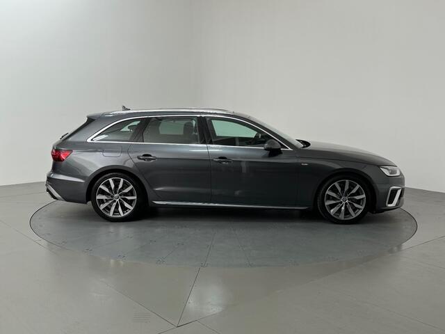 Audi A4 35 TFSI LAUNCH EDITION SPORT PANORAMADAK