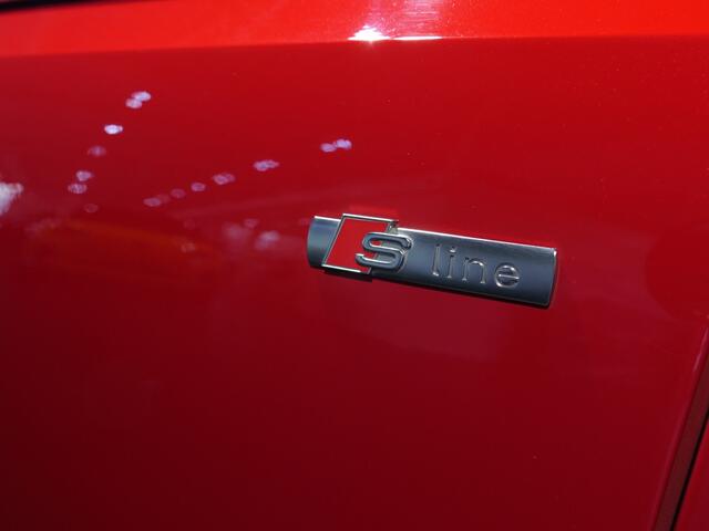 Audi A4 Avant 35 TFSI S edition - Occasion Lease vanaf ¤664 p/m - *Rood metalliclak* - Panoramadak - BANG & OLUFSEN audio