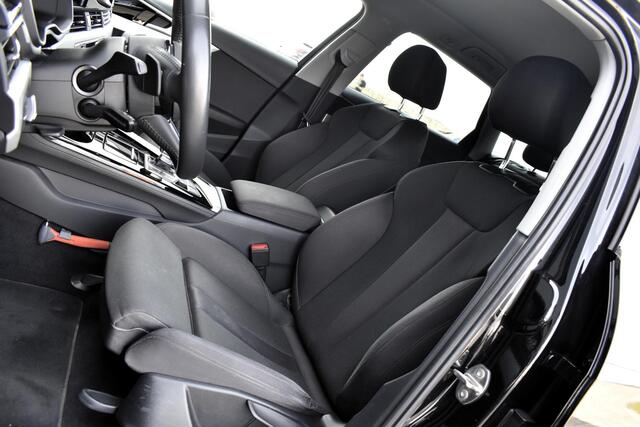 Audi A4 Avant 35 TFSI Launch edition Business Trekhaak -Carplay