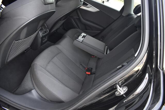 Audi A4 Avant 35 TFSI Launch edition Business Trekhaak -Carplay