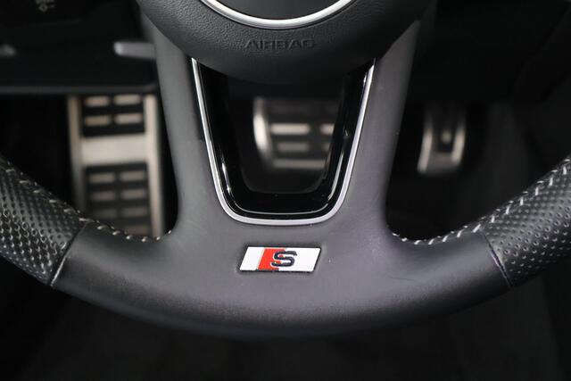 Audi A4 Avant 40 TFSI 190pk 2x S-Line Virtual Cockpit Leder Led Navigatie