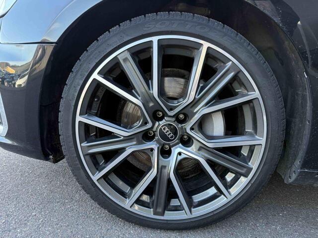 Audi A4 Avant 40 TFSI S edition 19" ACC Trekhaak Navi Audi virtual cockpit