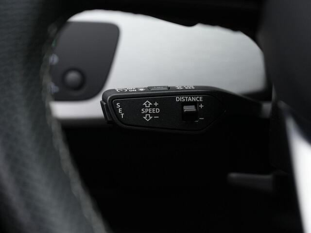 Audi A4 Avant 35 TFSI 150 pk S-tronic S edition / S-Line | Matrix LED | Achteruitrijcamera | Adaptive Cruise | Elektrische achterklep | Side Assist