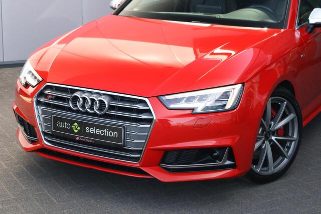 Audi A4 Limousine 3.0 TFSI S4 quattro Pro Line Plus / Schuifdak / Matrix