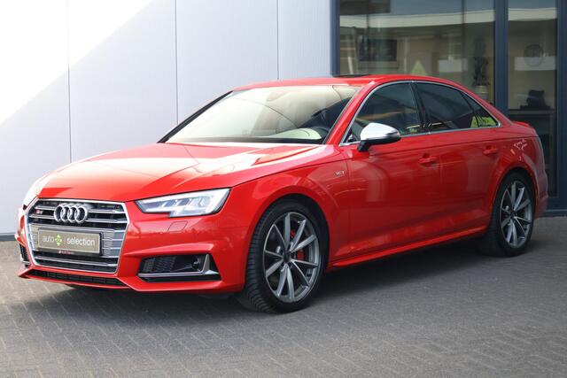 Audi A4 Limousine 3.0 TFSI S4 quattro Pro Line Plus / Schuifdak / Matrix