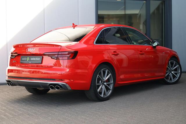 Audi A4 Limousine 3.0 TFSI S4 quattro Pro Line Plus / Schuifdak / Matrix