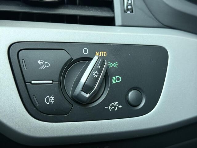 Audi A4 Limousine 40 TFSI Advanced Edition | 204 PK | Matrix LED koplampen | Achteruitrijcamera | Elec. verstelbare stoelen | Voorstoelen verwarmd | Elec. achterklep |