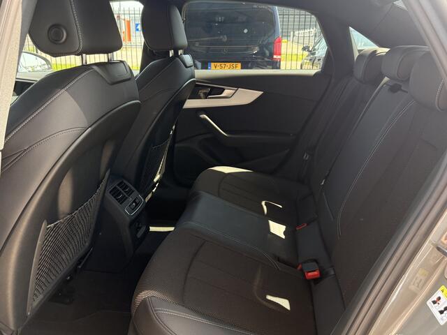 Audi A4 Limousine 35 TFSI S Edition Competiton | Matrix Led | Sfeerverlichting | Schuif/Kantel Dak | Apple Carplay |