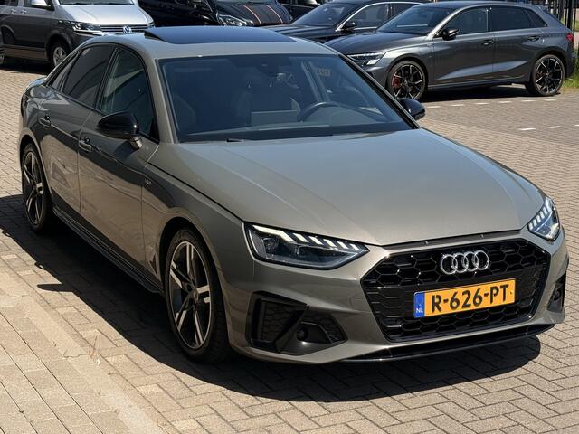 Audi A4 Limousine 35 TFSI S Edition Competiton | Matrix Led | Sfeerverlichting | Schuif/Kantel Dak | Apple Carplay |