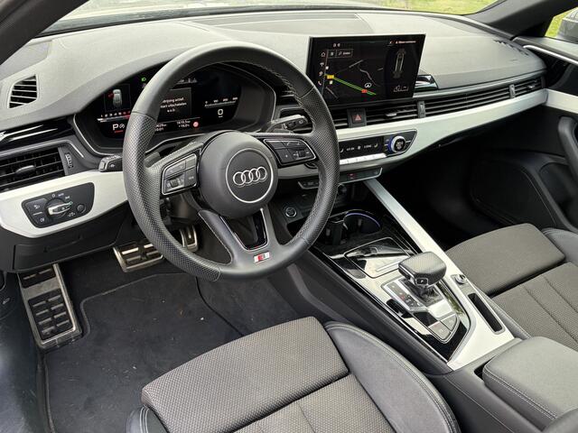 Audi A4 Avant 35 TFSI 150pk S edition Competition S-Tronic / Navigatie / Black Optiek / Parkeersensoren
