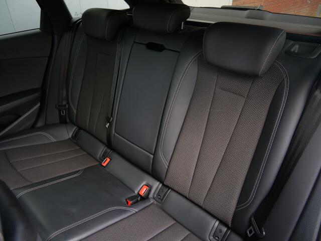 Audi A4 Avant 35 TFSI S edition 150 Pk Automaat Navi / DAB / Pano-dak / Stoelverwarming