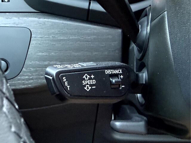 Audi A4 Limousine 40 TFSI 204pk Bns Edition 25400km, NL. Auto, Vol Opties.
