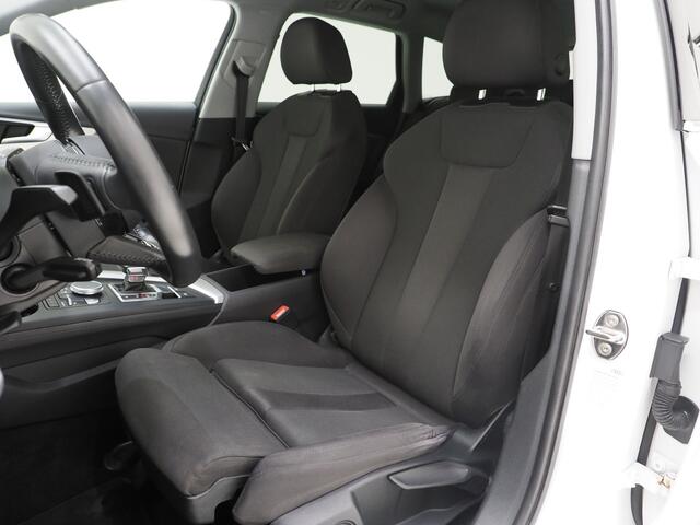 Audi A4 Avant 45 TFSI quattro Hybrid | Sportstoelen | Keyless | Virtual | Stoelverwarming | Climate | Cruise | PDC