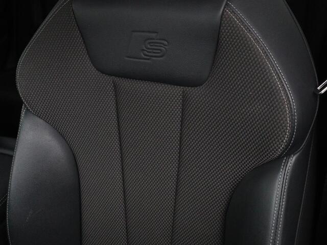 Audi A4 Avant 35 TFSI S edition Competition | Half Leder | Virtual Dashboard | Stoelverwarming | Cruise control | Park assist | Climate control | Drive select |