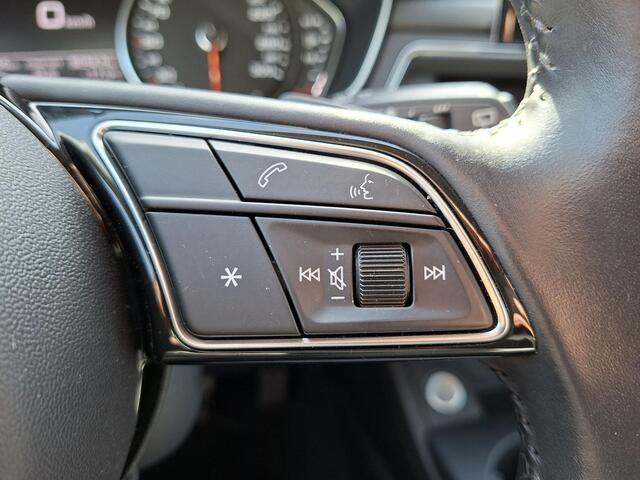 Audi A4 Avant 35 TFSI Pro Line 2.0 mild hybrid Trekhaak CarPlay Cruise Control Navi Full Map