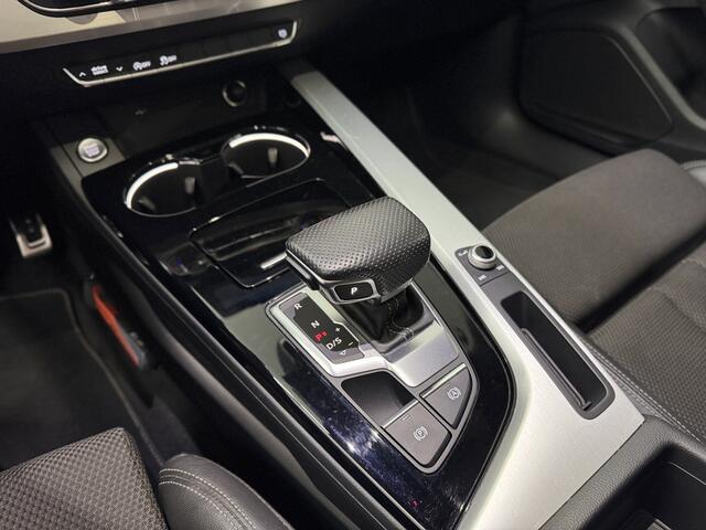 Audi A4 Avant 40 TFSI S edition / Pano / Matrix / Trekhaak / Keyless