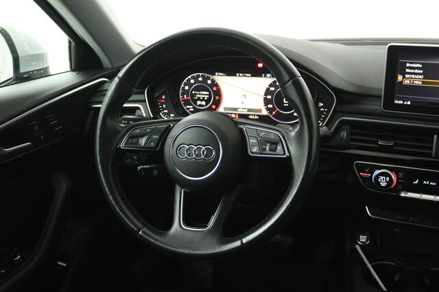 Audi A4 Limousine 35 TFSI Sport S line black edition (DIGITALE COCKPIT, CAMERA, STOELVERWARMING/VERKOELING, ELEKTR STOELEN)