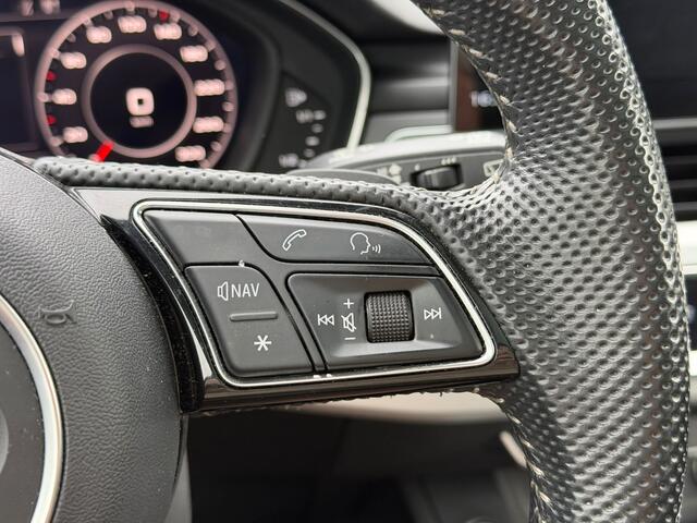 Audi A4 Avant 45 TFSI quattro Sport S line black edition S-Line | Panoramadak | Bang & Olufsen | Standkachel | Head-Up Display | Apple Carplay | Keyless | Trekhaak | LED | Cruise Control | Navigatie | Camera