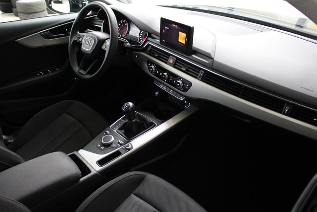 Audi A4 Avant 35 TFSI Pro Line Navigatie | Parkeersensoren | All Season Banden | Dealeronderhouden – foto 5
