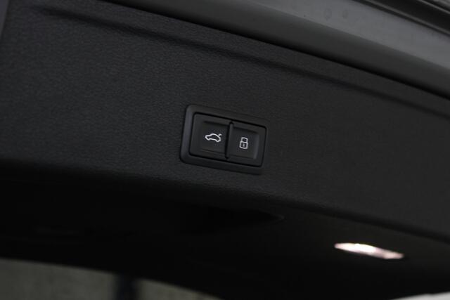 Audi A4 Avant 2.0 TFSI MHEV S-Line Black Edition Pano | Standkachel | Keyless | Trekhaak | Virtual Cockpit | RS4 Remmen | Leder | Stoelverw. | Adapt. Cruise | 20" LMV | Camera | PDC V+A – foto 7