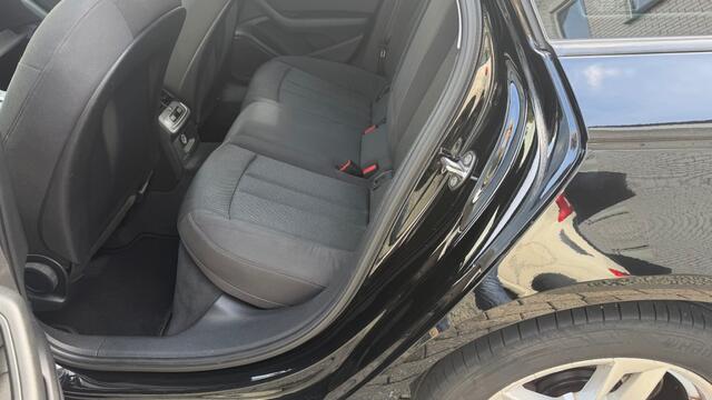 Audi A4 Avant 2.0 TDI Ultra Pro line