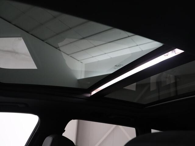 Audi A4 ALLROAD quattro 2.0 TFSI MHEV Edition | Panoramadak | Leder | Trekhaak | Virtual Dashboard | Camera | Climate control | Stoelverwarming | Full LED | Cruise control |