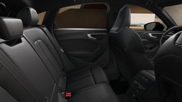 Audi A5 Limousine 2.0 e-hybrid quattro S edition adapative cruise control, comfortsleutel, omgevingscamera's, MMI bijrijdersscherm, TREKHAAK, optiek zwart glanzend, LM velgen 19", leder interieur