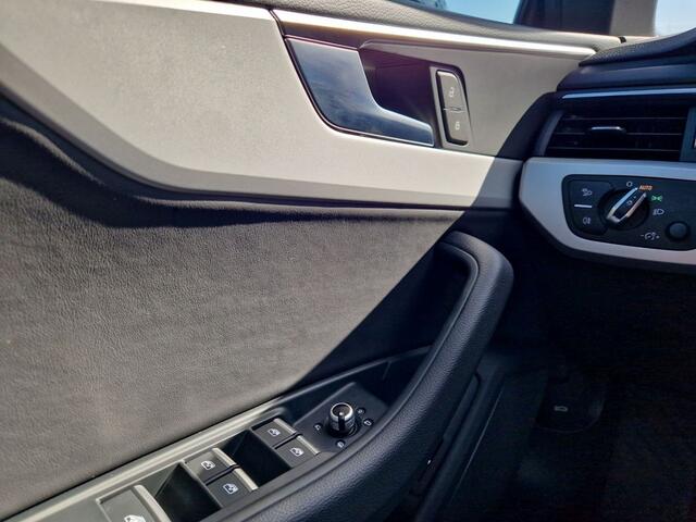 Audi A5 Cabriolet 40 Tfsi S-Tronic (150kW/204pk) ** MATRIX, LEDER, VIRTUAL, NEKVERW, 18-inch LMV, MASSAGE ** 1e EIG - ¤ 25.500,= onder NP ** ** INFORMEER OOK NAAR ONZE AANTREKKELIJKE FINANCIAL-LEASE TARIEVEN **
