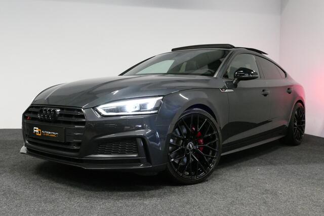 Audi A5 Sportback 3.0 TFSI S5 quattro / Panoramadak / Carbon interieur delen / Elektr. verstelbare voorstoelen + massage / RS Sportstoelen / Sport uitlaat / 20'' LMV / Matrix LED koplampen / Stoelverwarming / Audi Sound System / Dynamische achterlichten / Cruise 