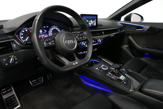 Audi A5 Sportback 3.0 TFSI S5 quattro / Panoramadak / Carbon interieur delen / Elektr. verstelbare voorstoelen + massage / RS Sportstoelen / Sport uitlaat / 20'' LMV / Matrix LED koplampen / Stoelverwarming / Audi Sound System / Dynamische achterlichten / Cruise 