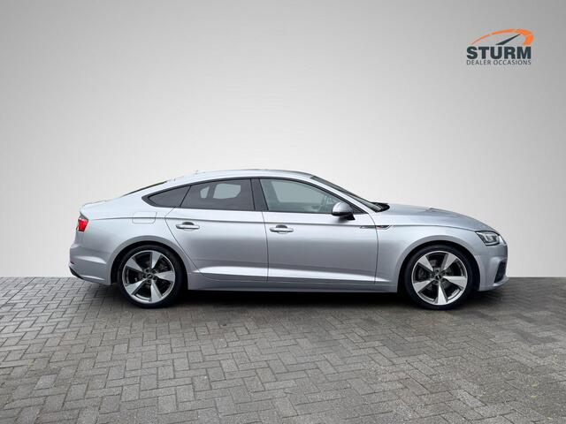 Audi A5 Sportback 2.0 TFSI Launch Edition 190pk NL-Auto! | Navigatie Full-Map | Virtual Cockpit | Sportstoelen + Stuur | Massagefunctie | Camera | DAB | Rijklaarprijs!