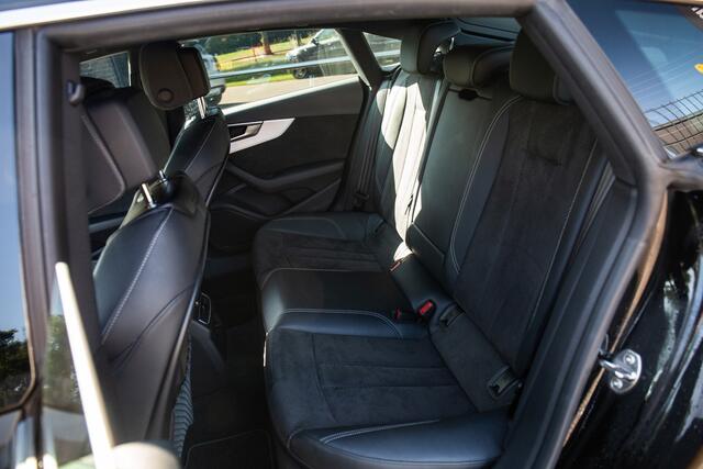 Audi A5 Sportback 40 TFSI Sport S-line , Adap. cruise, HUD, Keyless entry, Virt. Cockpit