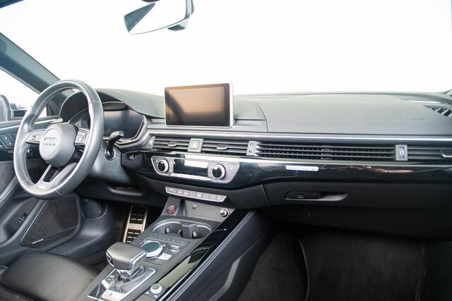 Audi A5 Cabriolet 3.0 TFSI S5 quattro Pro Line Plus MMI navigatie plus - Windschot - S sportstoelen - Assistentiepakket City/Tour - Parkeerhulp plus - adaptive cruise control - Lichtpakket 2 - Koplampreinigingsinstallatie -