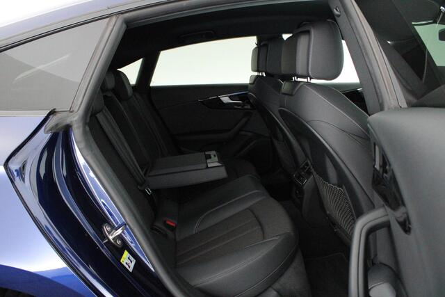 Audi A5 Sportback 35 TFSI 150pk S-Tronic S-Line Competition Stoelverwarming Matrix Led Virtual Cockpit Navigatie