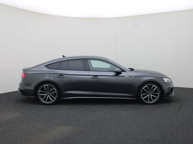 Audi A5 Sportback 35 TFSI/150PK S edition Competition · Camera · Apple Car Play · Navigatie ·Leder/Stof · Stoelverwarming · Garantie tot mei 2028 of 100000km
