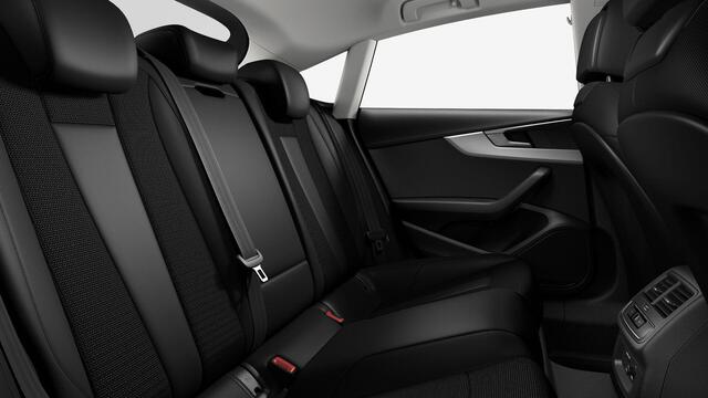 Audi A5 Sportback 40 TFSI Advanced Edition 204pk | Sportstoelen | Matrix LED koplampen | 18 inch lichtmetalen velgen | Voorstoelen met massage functie