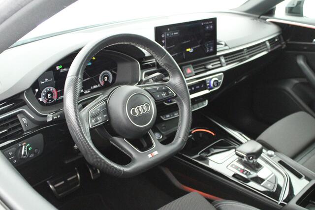 Audi A5 Sportback 35 TFSI 150pk S-Tronic S-Line Competition Matrix Led Virtual Cockpit Ambianceverlichting Navigatie