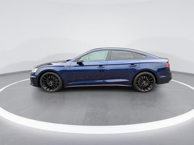 Audi A5 Sportback 35 TFSI 150pk S-Tronic S edition Competition · Camera · Apple/Android Car Play · Navigatie · P-Sensoren · Stoelverwarming · 19'' Inch ·