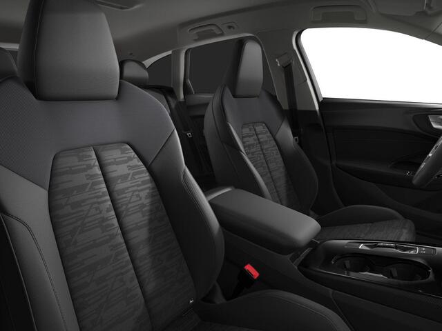 Audi A5 Avant Advanced edition e-hybrid 220 kW / 299 PK Avant 7 | Techniekpakket plus | Stoelen voor elektrisch | Geheugenpakket | Privacy glas |