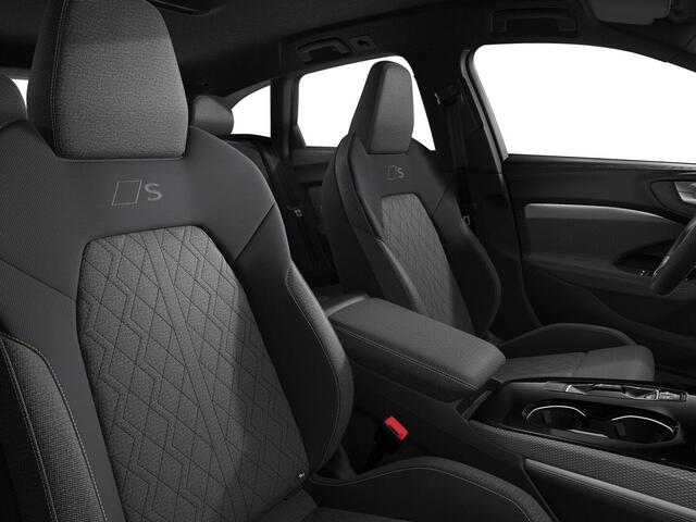 Audi A5 Avant 2.0 TFSI quattro S edition 299 PK · Tech plus · Exterieurpakket zwart · Ambiente lichtpakket pro