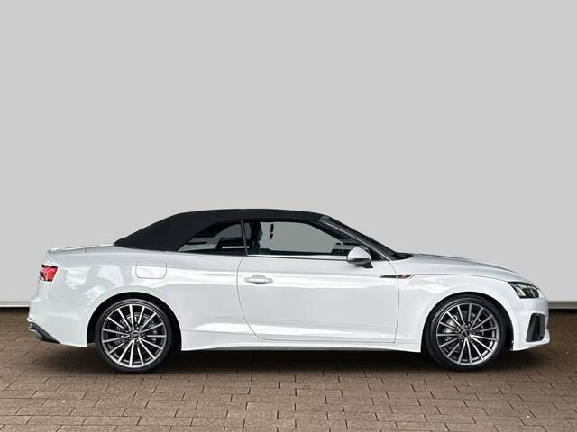 Audi A5 Cabriolet 40 TFSI S-LINE ** MATRIX, NAVI+, LEDER, TREKH, NEKVERW, 19-inch LMV, VIRTUAL ** 1e EIG - UNFALLFREI - ¤ 31.000,= onder NP ** ** INFORMEER OOK NAAR ONZE AANTREKKELIJKE FINANCIAL-LEASE TARIEVEN **